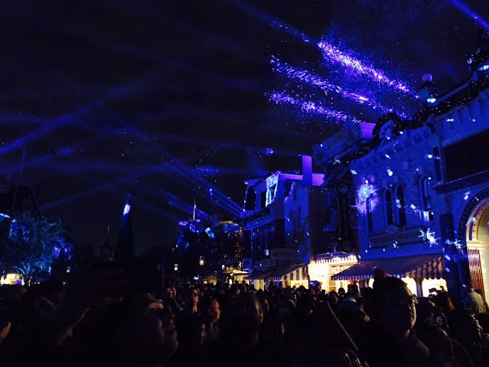 disneyland fireworks snow