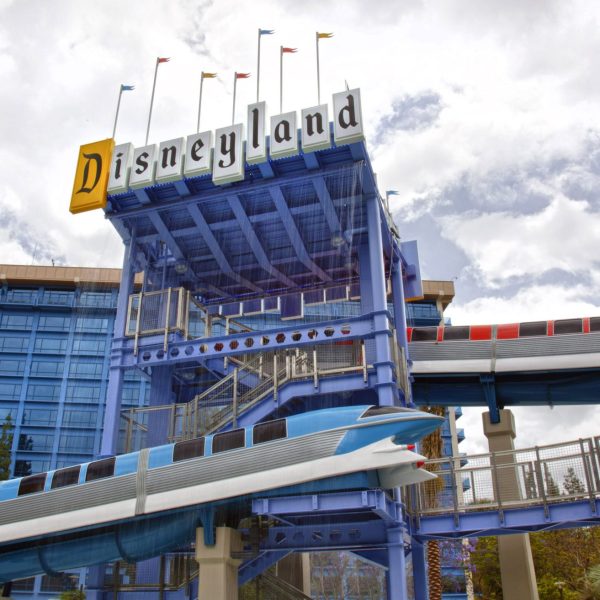 disneyland vacation packages