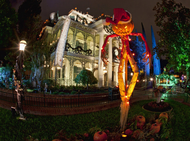 disneyland halloween 2016 decorations haunted mansion