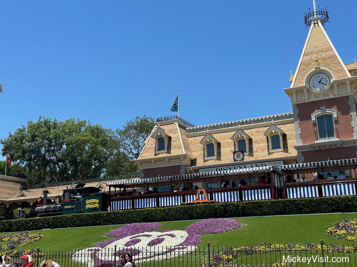 Disneyland train station