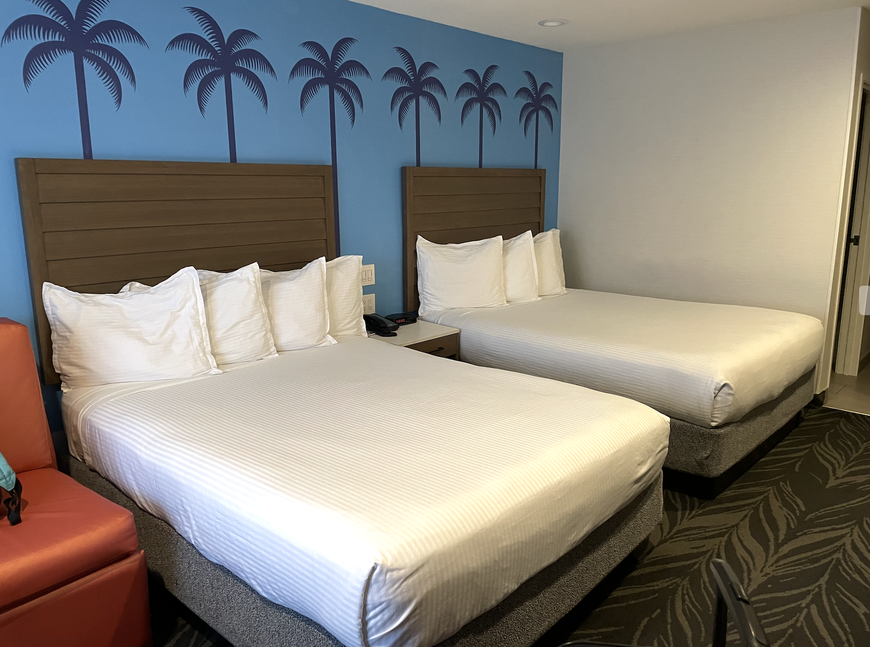 Tropicana Inn & Suites Review