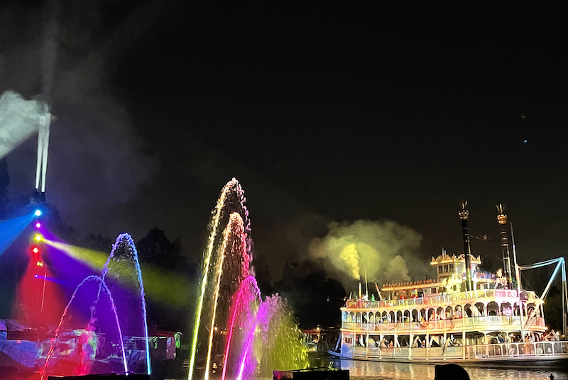 Hungry Bear Fantasmic! dining package review
