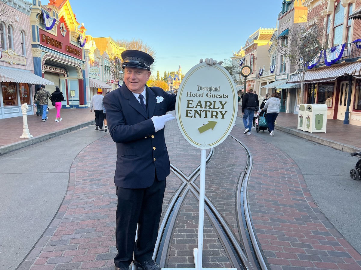 magic morning replacement at disneyland for extra magic hour