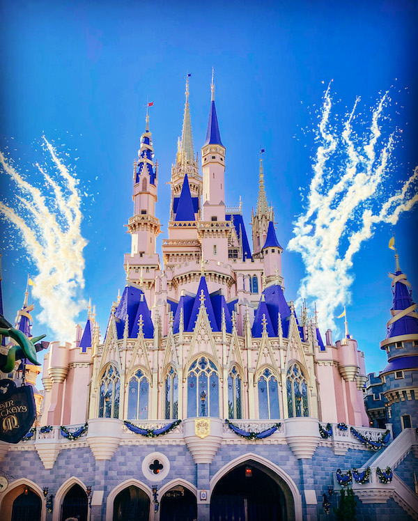 One Day Magic Kingdom Itinerary- Cinderella's Castle