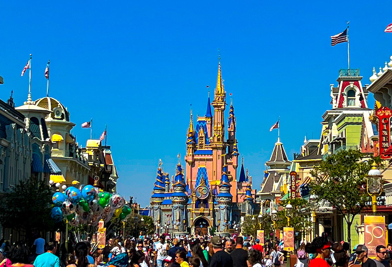 One Day Magic Kingdom Itinerary - Walt Disney World Strategy