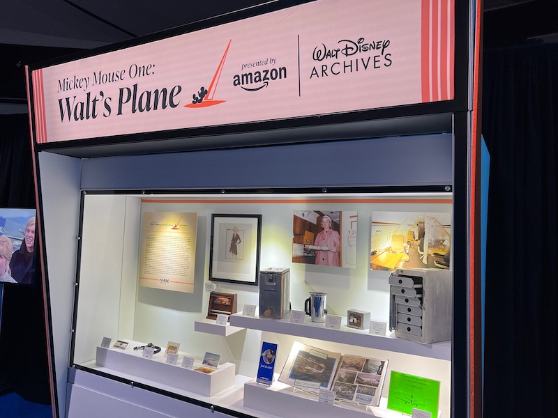 Walt's Plane exhibit photos
