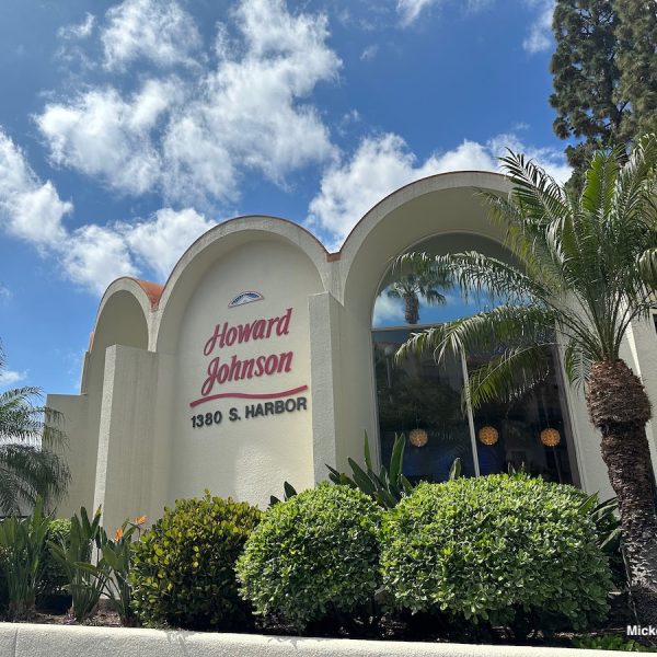Howard Johnson Anaheim Review