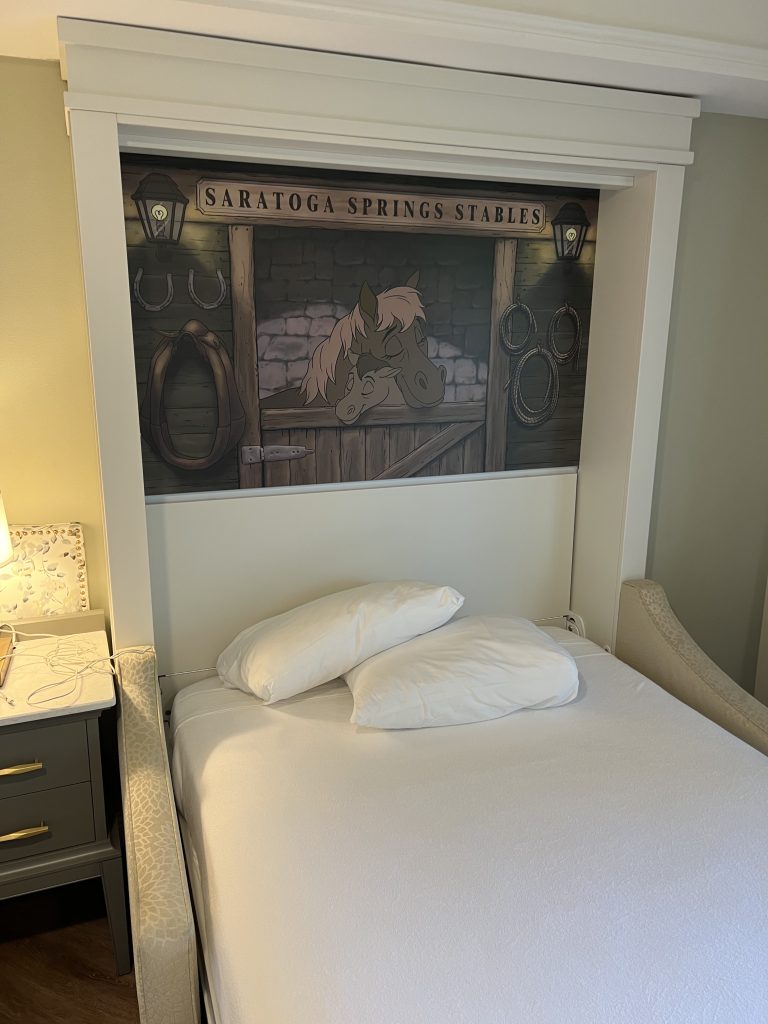 Saratoga Springs Review-bed