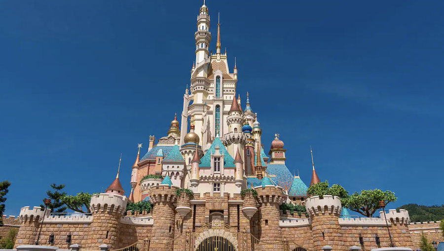 Hong Kong Disneyland castle