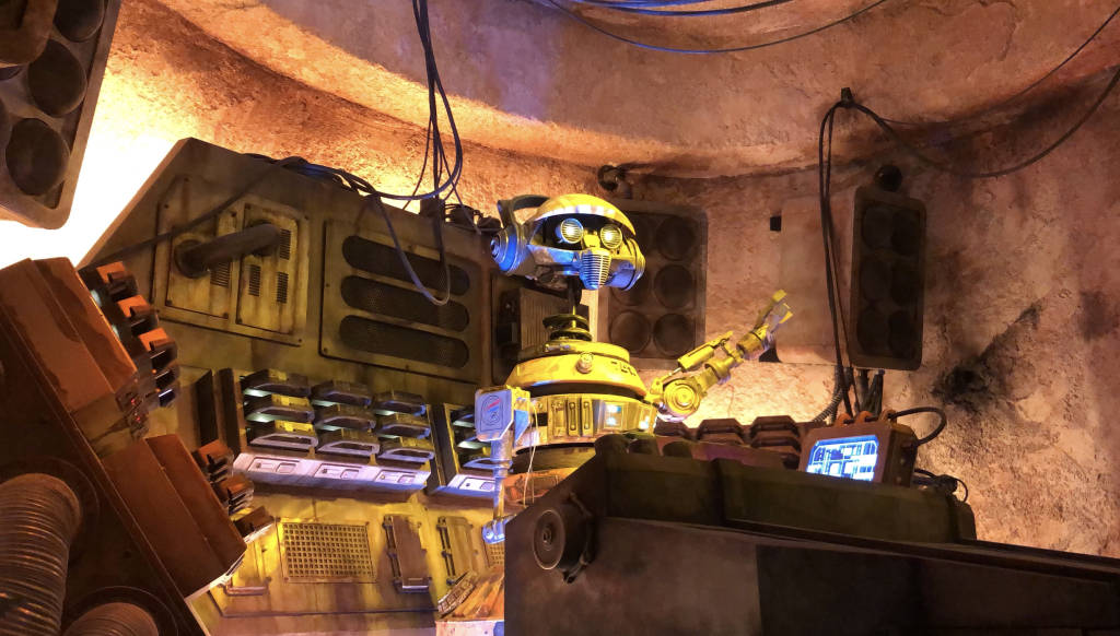 Adults Trying Out Oga's Cantina Star Wars Bar — Cost, Photos, Review