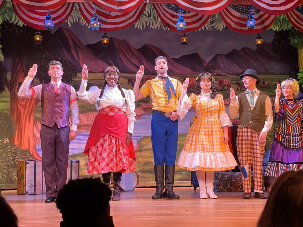 Hoop Dee Doo Musiocal Revue