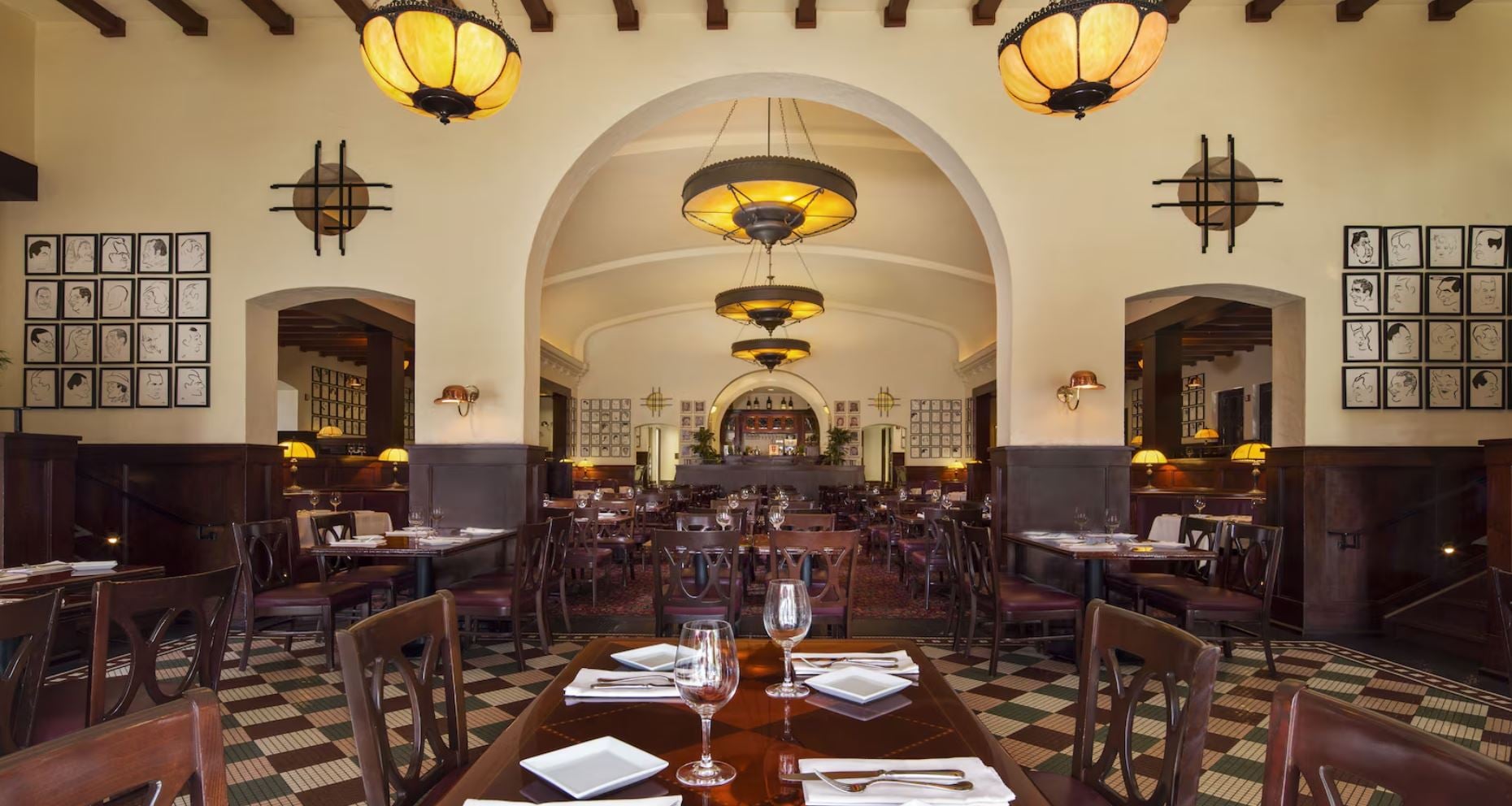 Hollywood Brown Derby restaurant at Hollywood Studios