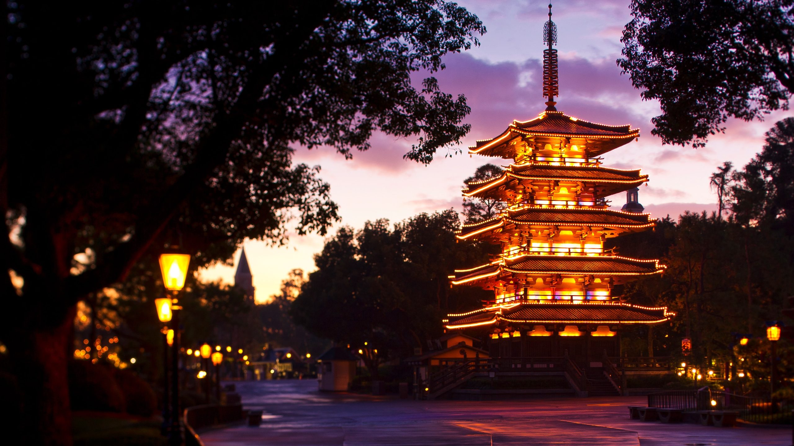 Epcot World Showcase - pagoda