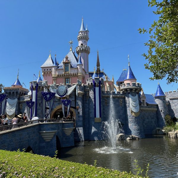 disneyland hotels closing