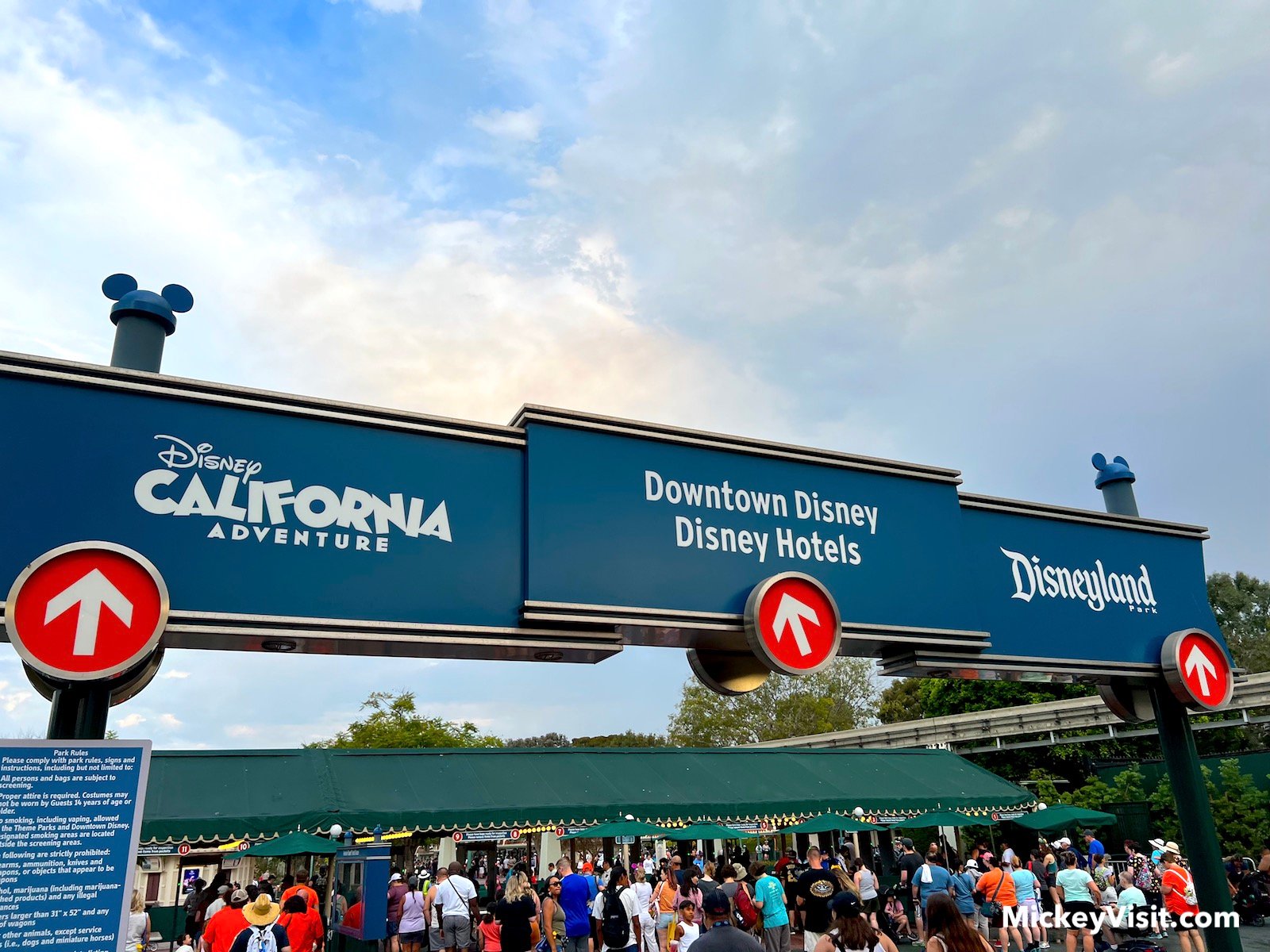 lyft drop off disneyland