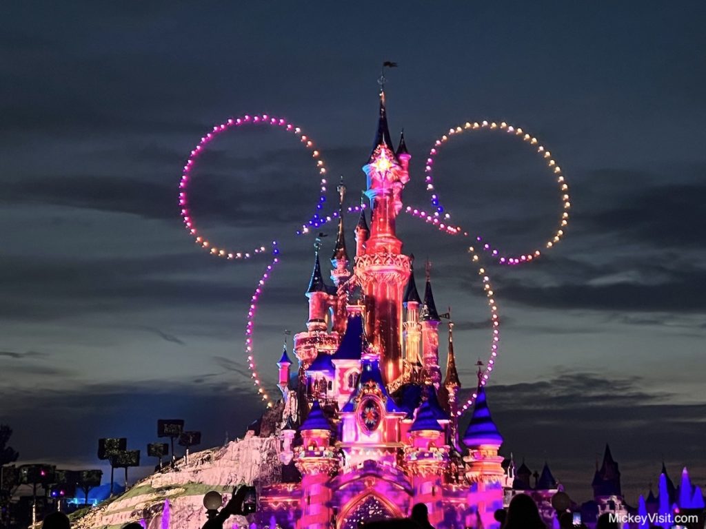 Disneyland Paris Tips - drone show