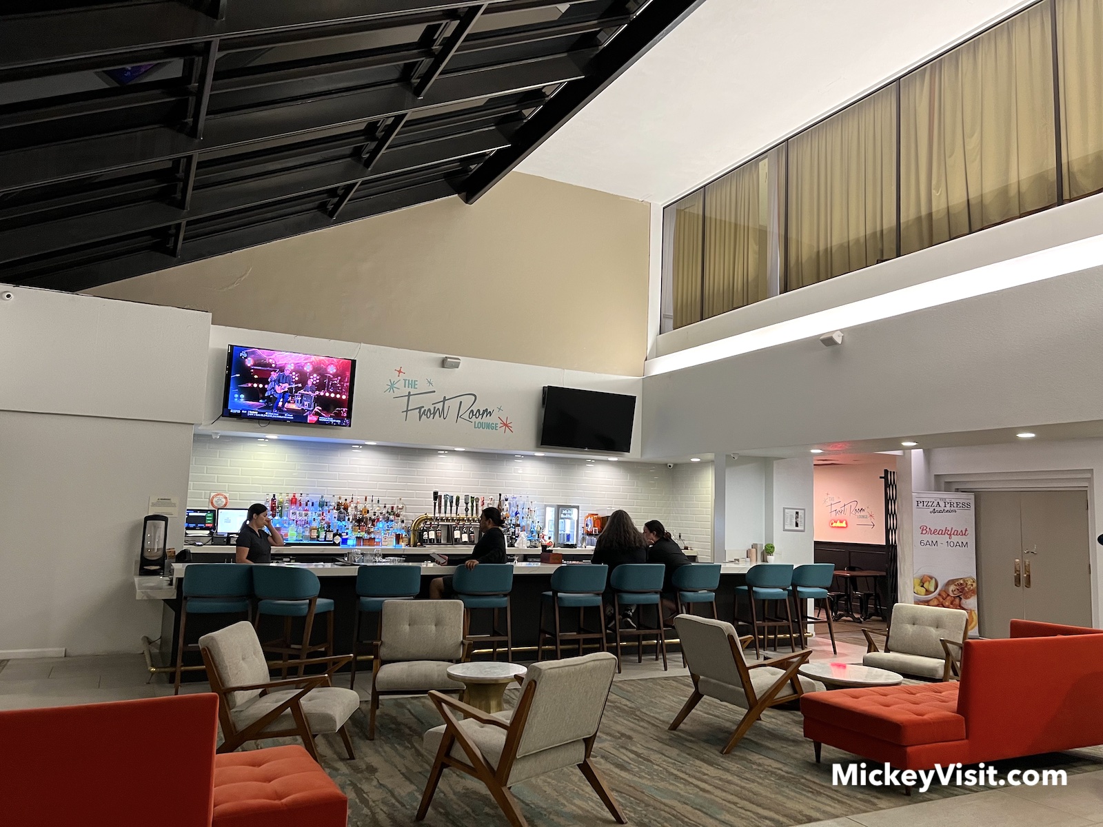 The Anaheim Hotel Review - Hotel Across From Disneyland Review
