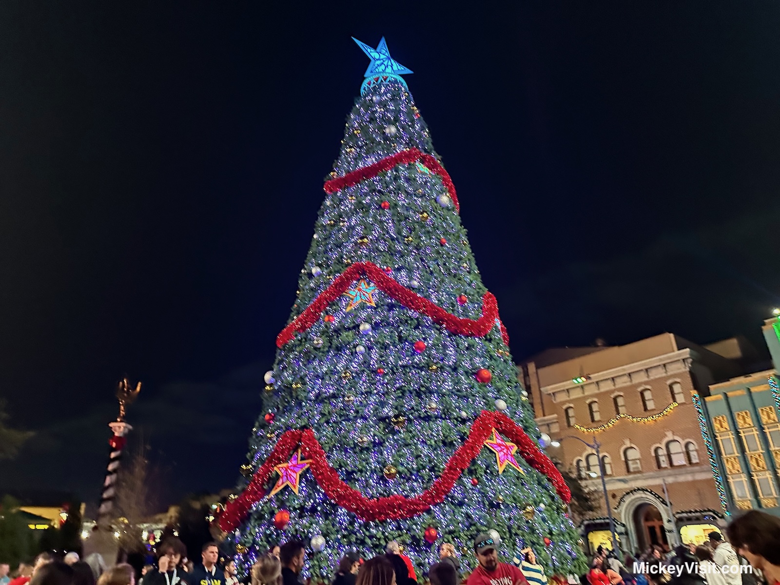 Universal Holiday Tree