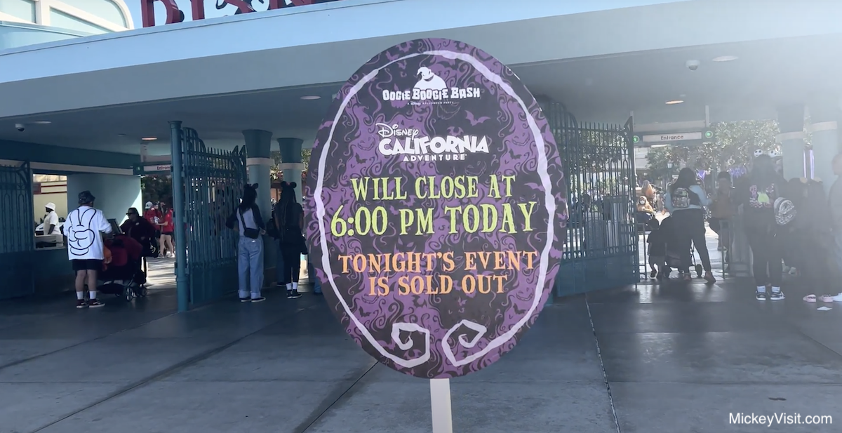 Disneyland early park closures sign