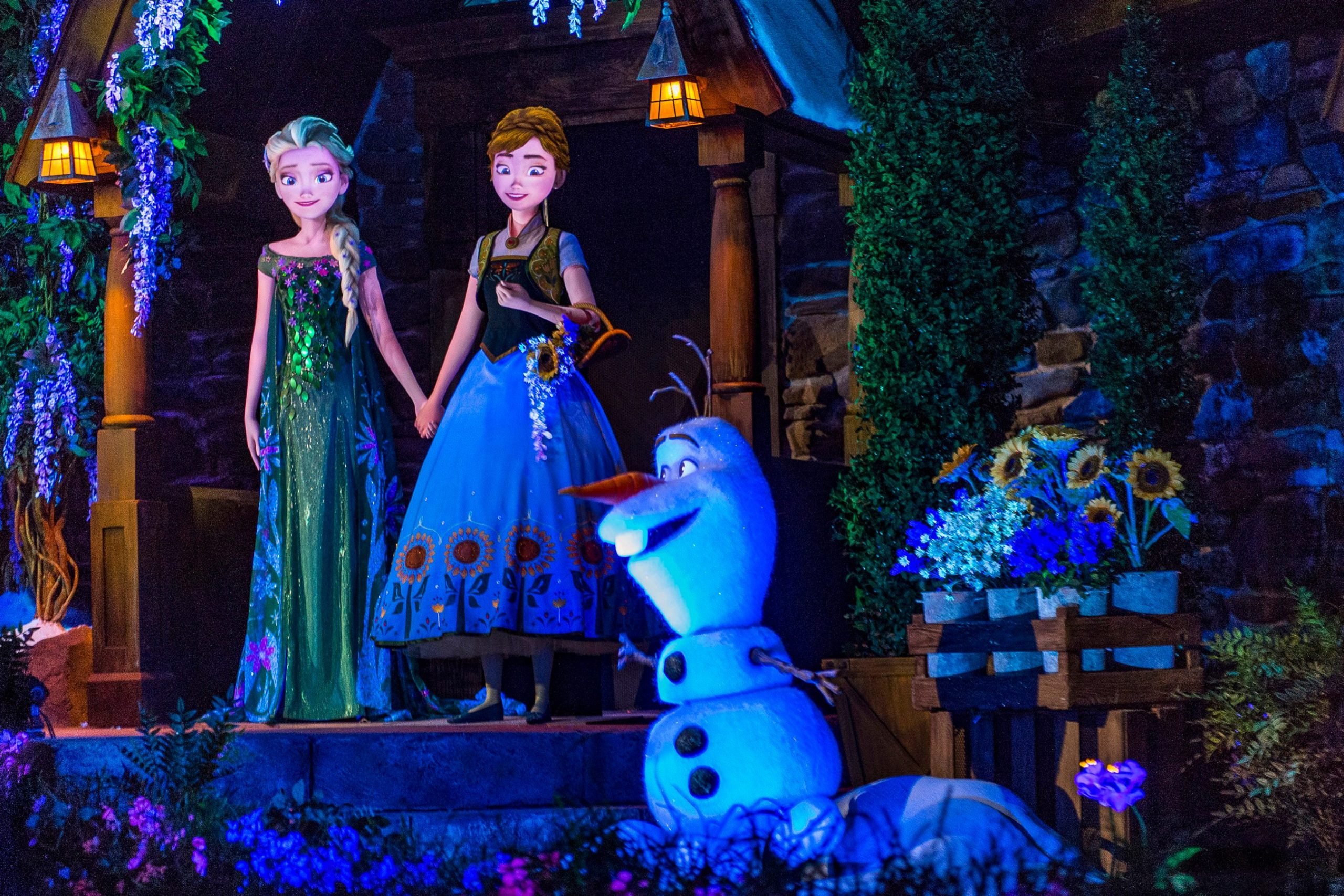 Frozen audio animatronic
