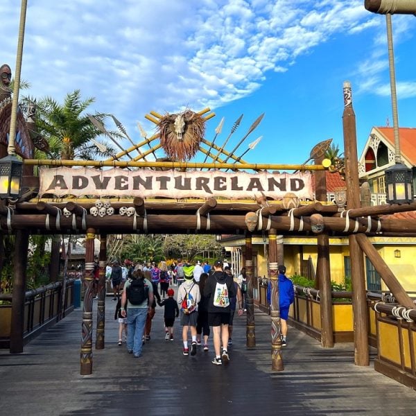 adventureland at magic kingdom