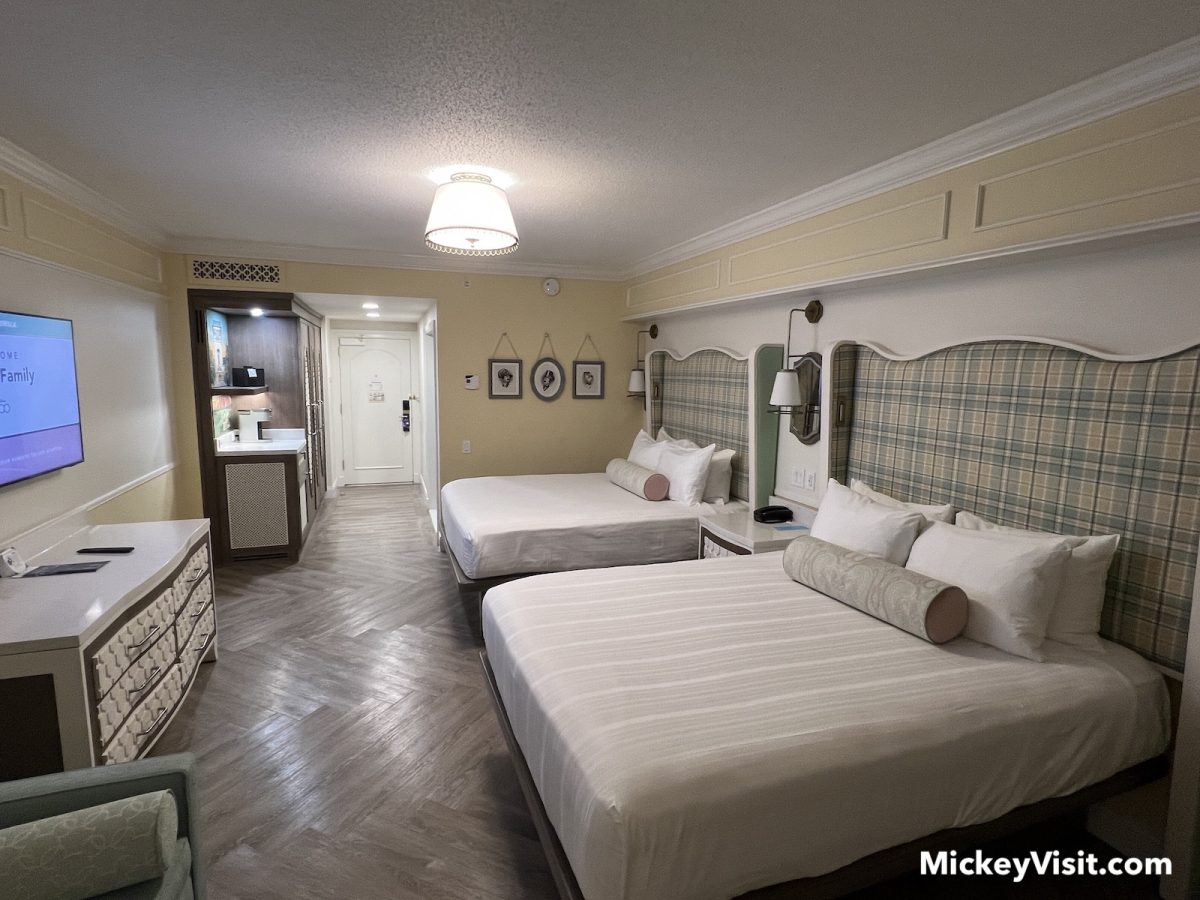 disney boardwalk room