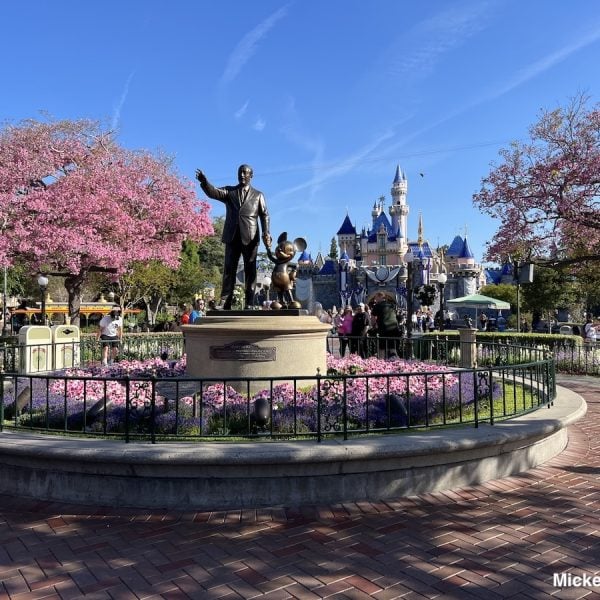 Partners statue Disneyland