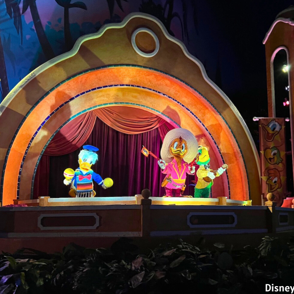 Gran Fiesta Tour Starring The Three Caballeros