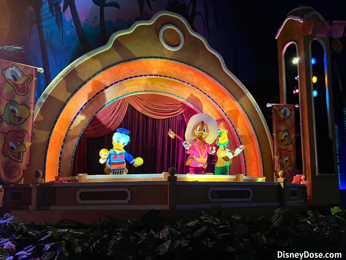 Gran Fiesta Tour Starring The Three Caballeros
