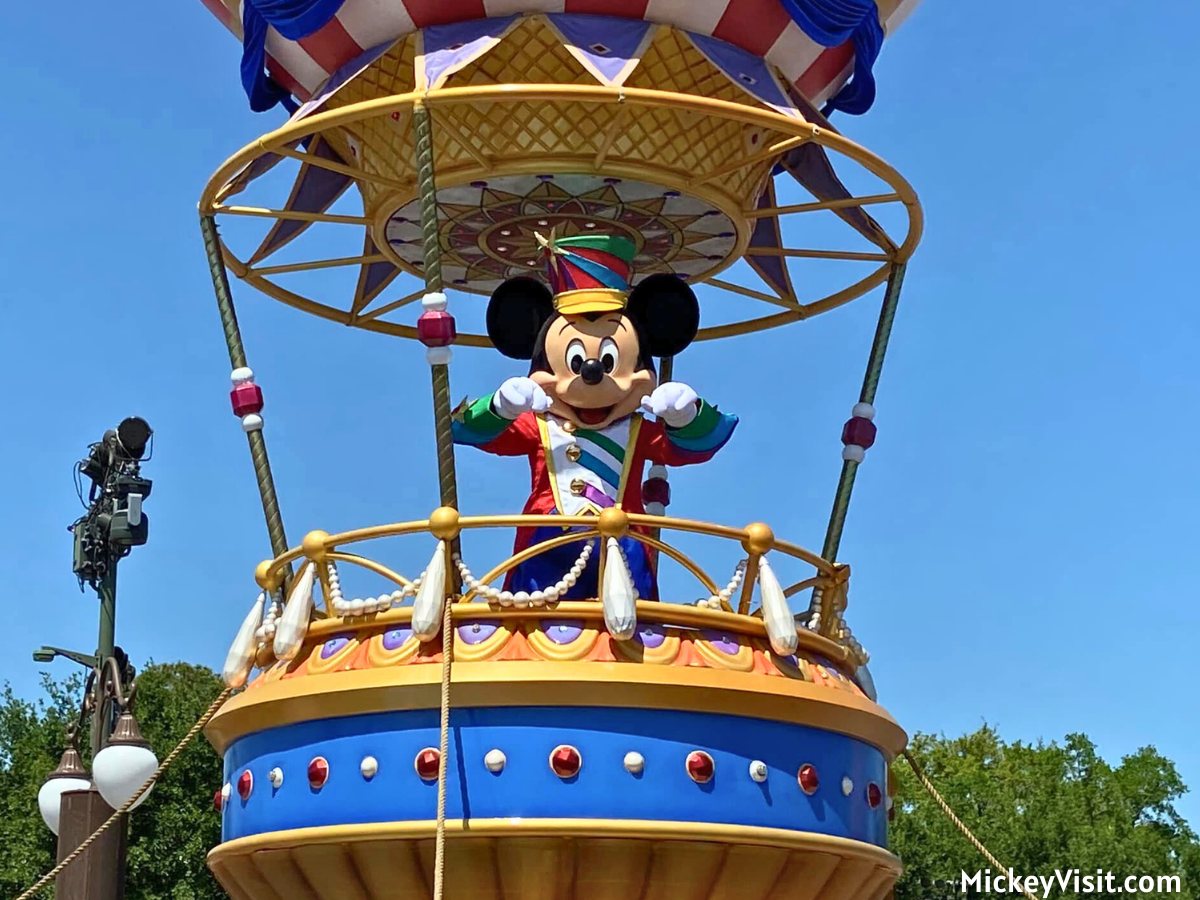 Mickey Mouse Magic Kingdom Parade