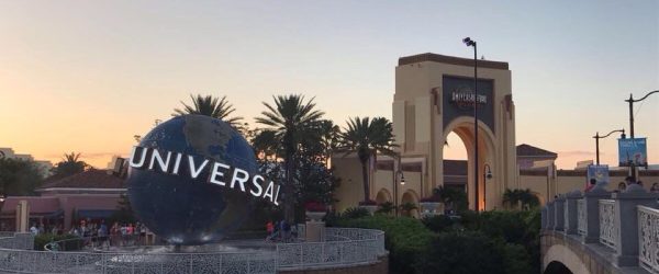Universal Orlando Sign