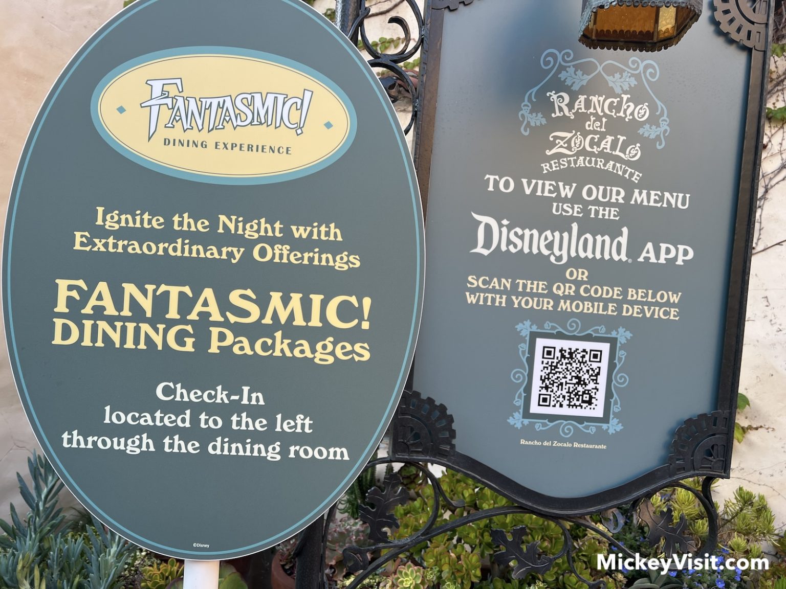 REVIEW! Rancho Del Zocalo Disneyland Fantasmic! Dining Package
