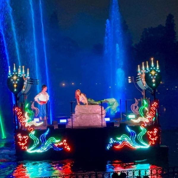 Fantasmic! Ariel float