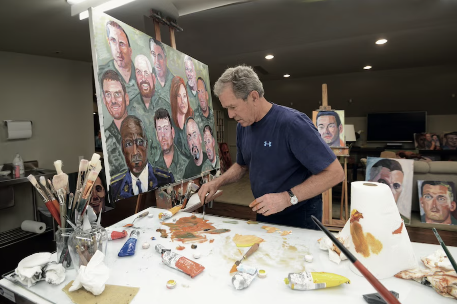President Bush working on veteran portaits