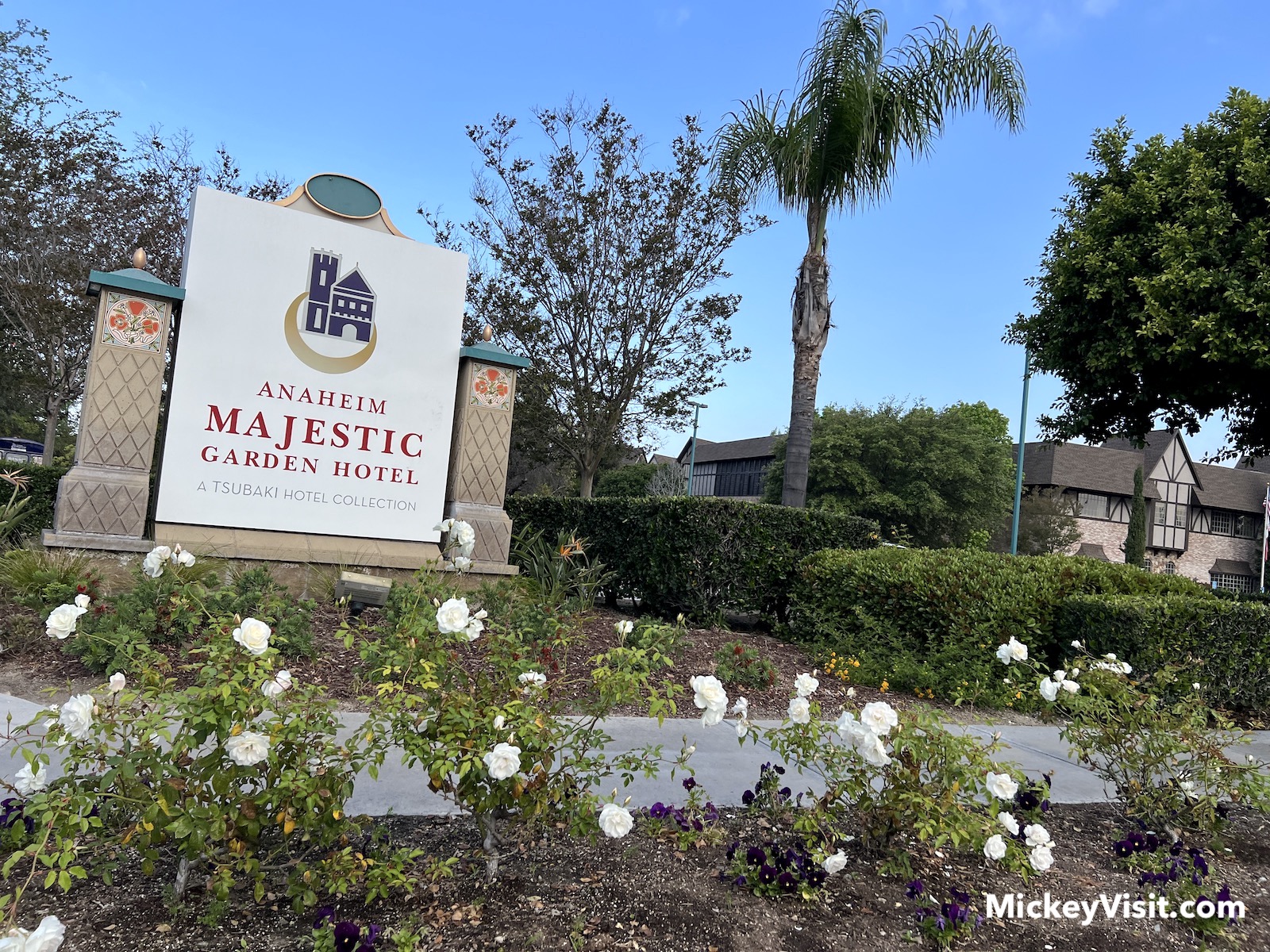 Disneyland Anaheim Majestic Garden Hotel Review
