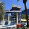 disneyland hotel waterslides