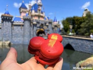 raspberry macaron Jolly Holiday changes