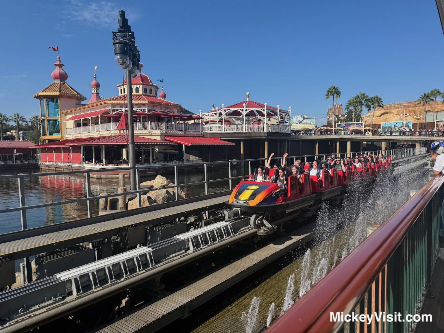 Disneyland early entry morning access for disney on property guests