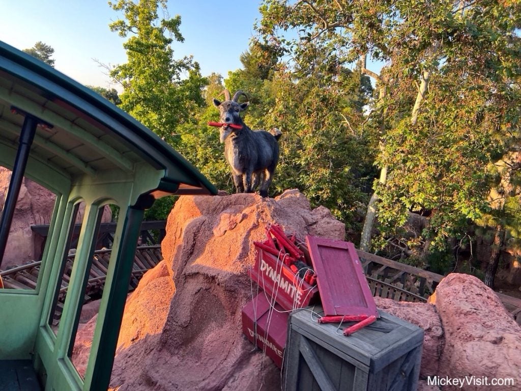 Disney's Big Thunder Mountain - What Should I Be Afraid Of? - Mickey