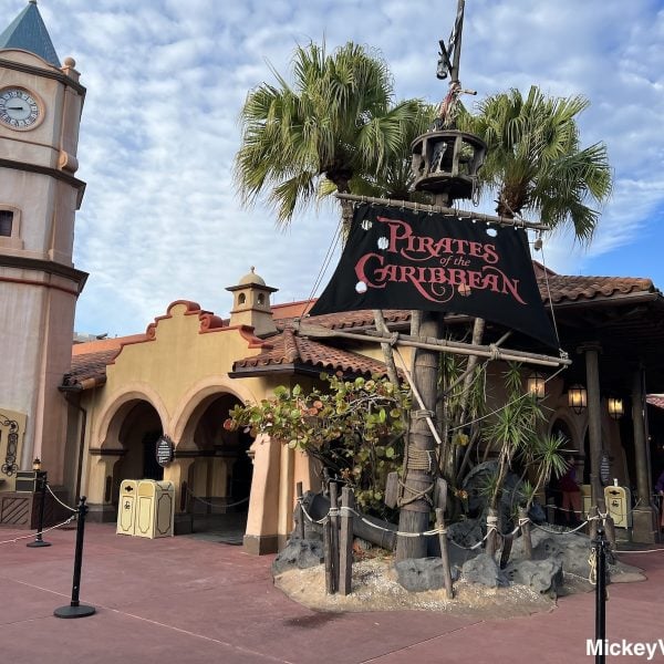Magic Kingdom Pirates of the Caribbean exterior