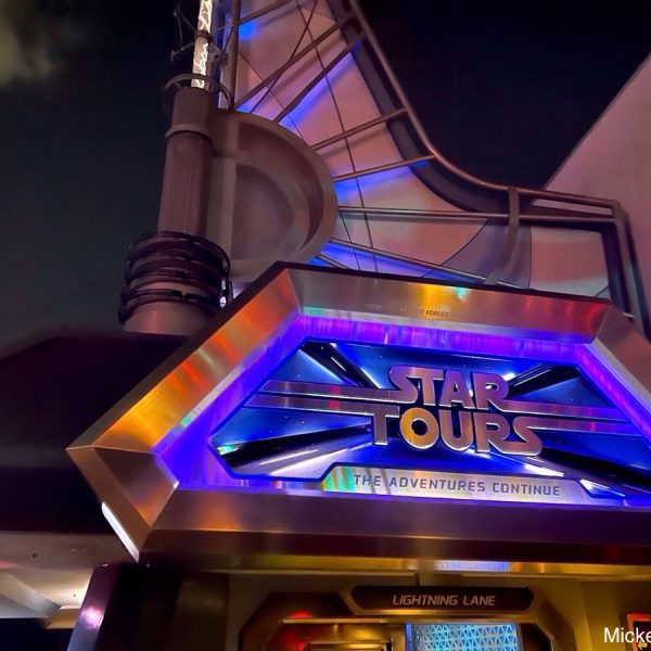Star Tours Sign