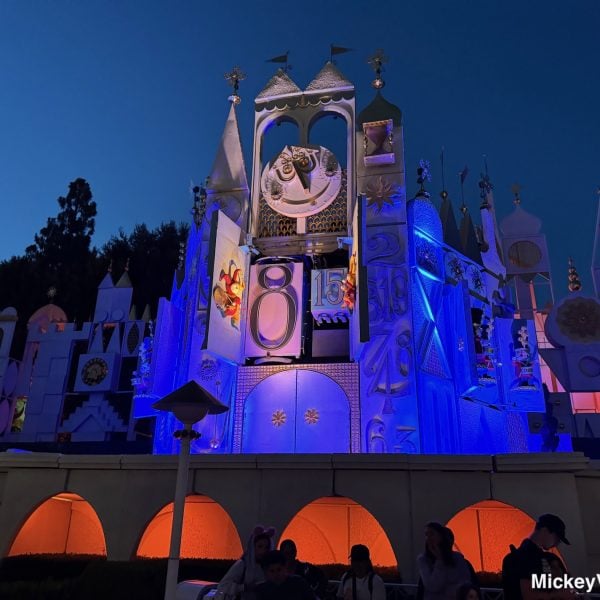 Disneyland its a small world