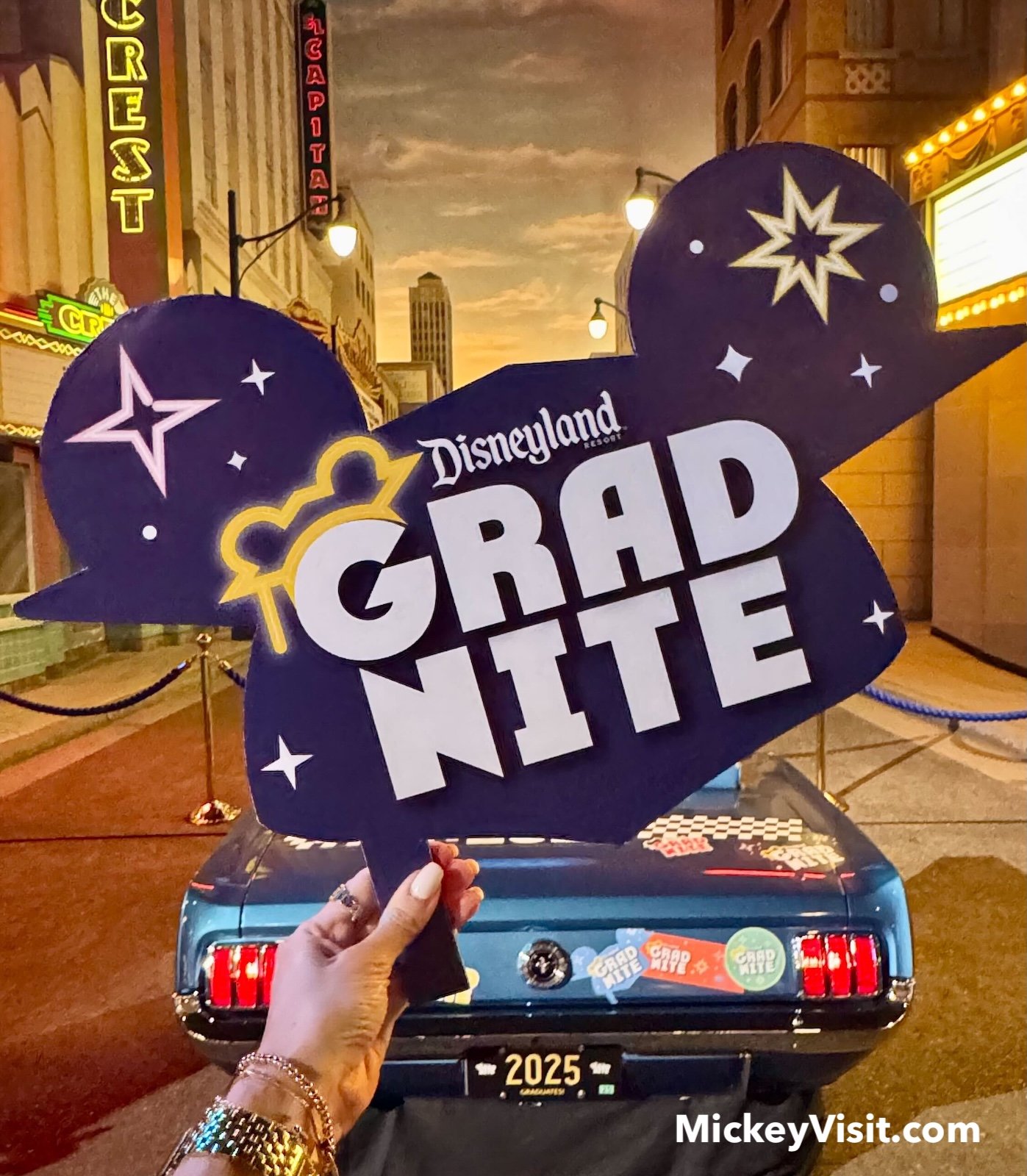 Grad Nite photo op Hollywood Land