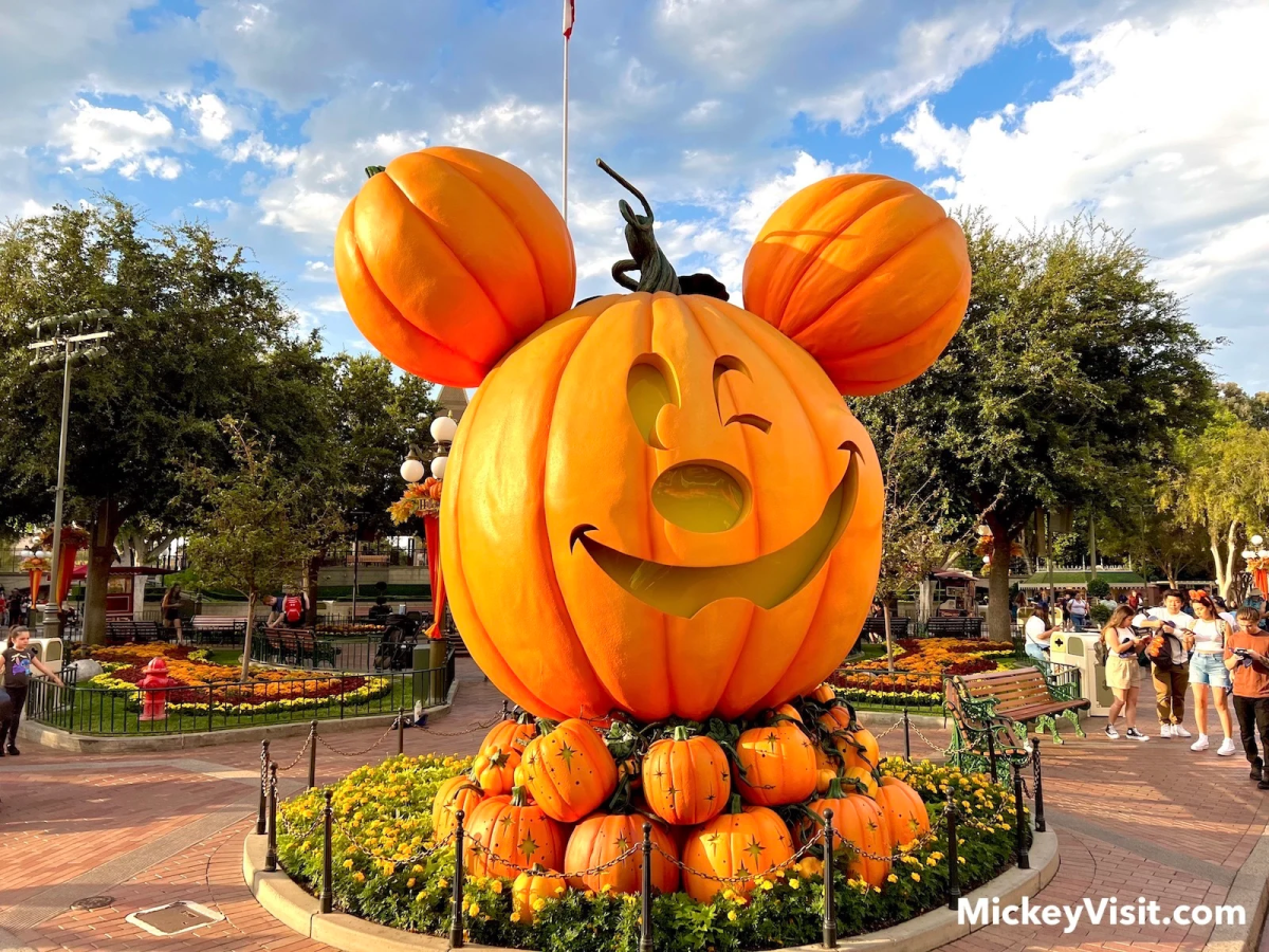 Halloween entrance gates Disneyland train station