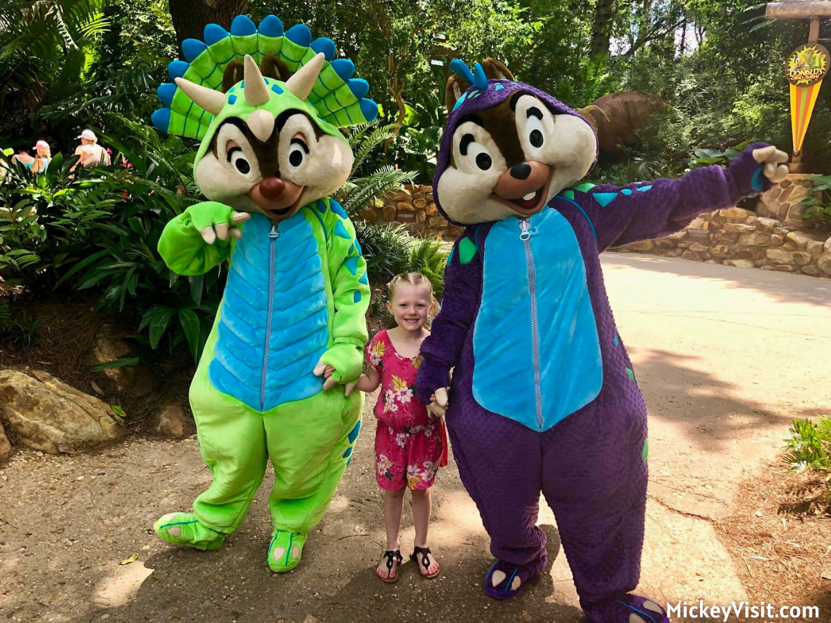 Chip 'n' Dale dino meet and greet