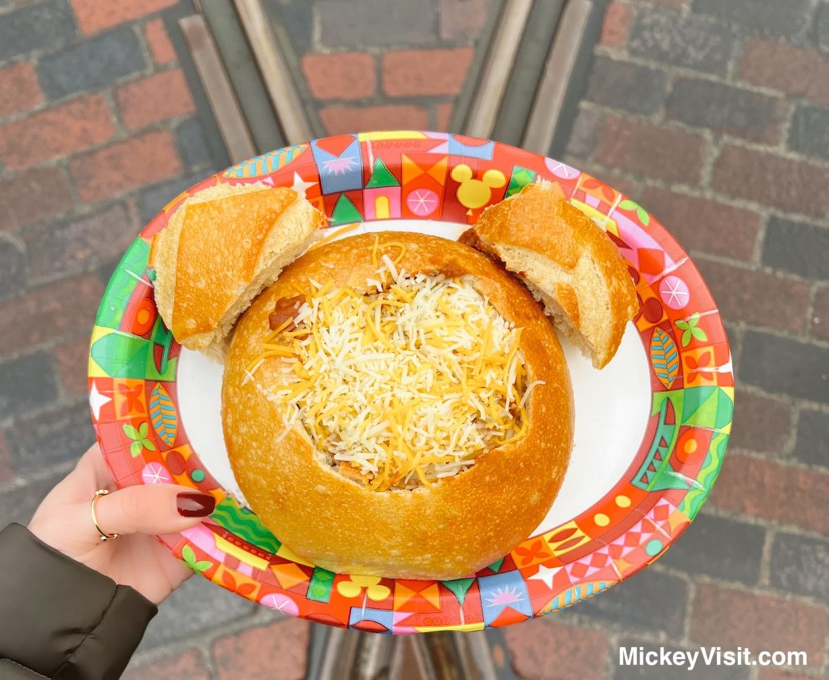 5 Disneyland Rainy Day Food Items to Warm You Up