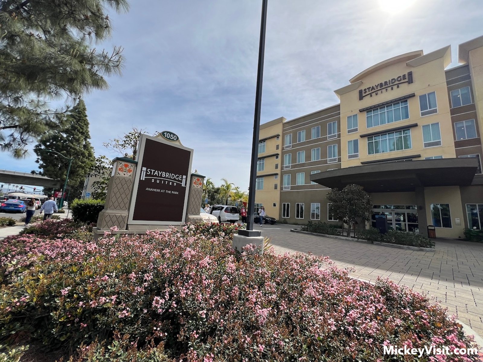 Staybridge Suites Anaheim near Disneyland entrance