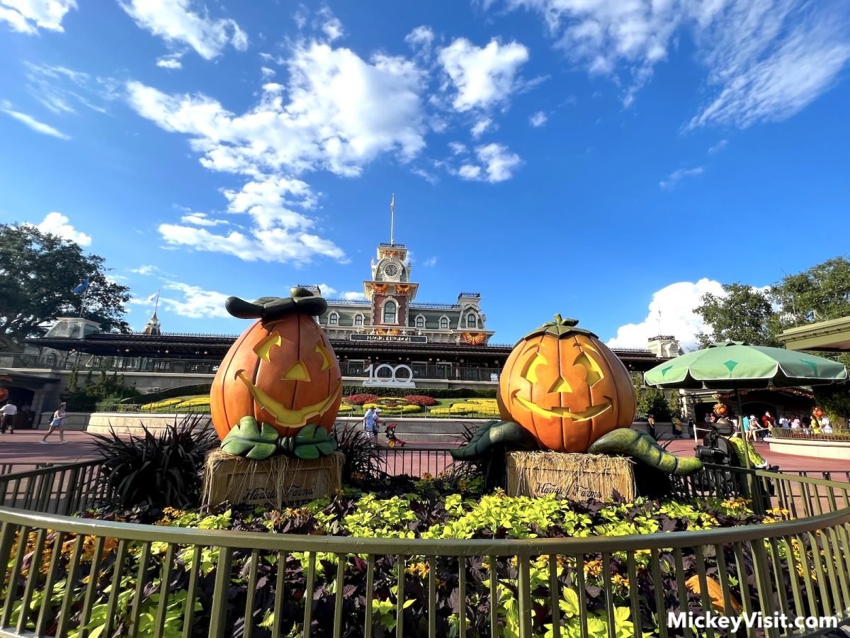 Magic Kingdom Halloween decorations