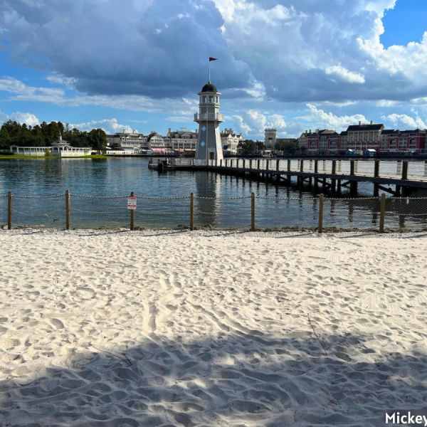 Crescent Lake lighthouse