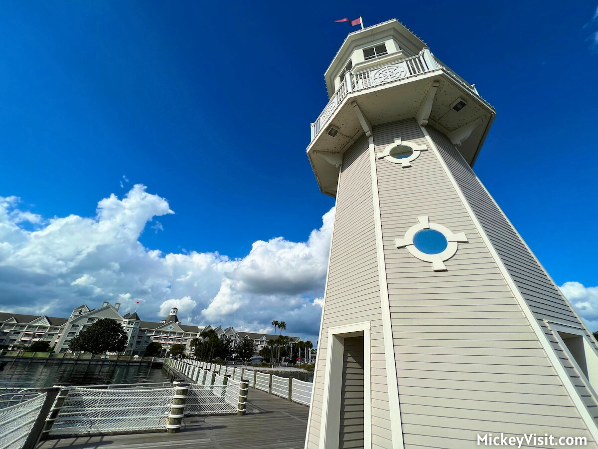 Crescent Lake lighthouse